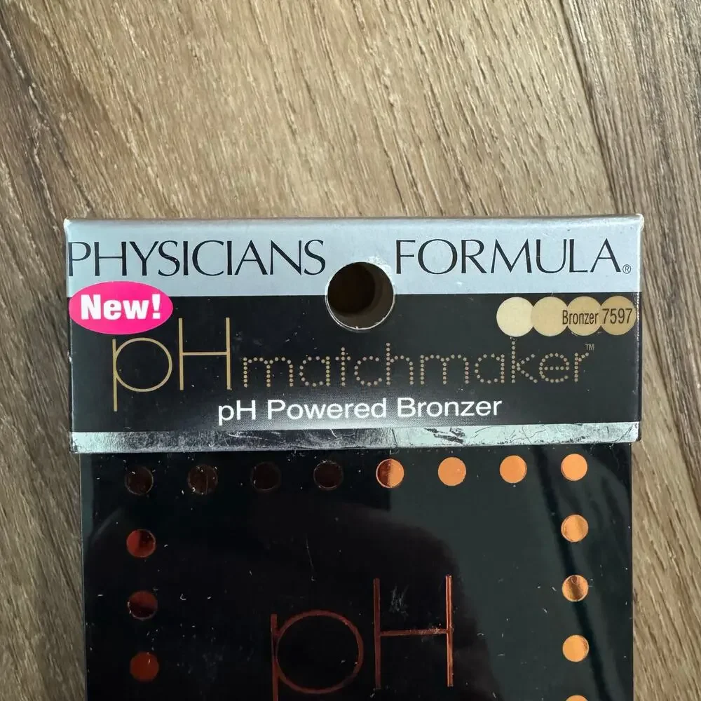 Physicians Formula pH Matchmaker pH Powered Bronzer in shade 7597, Discontinued